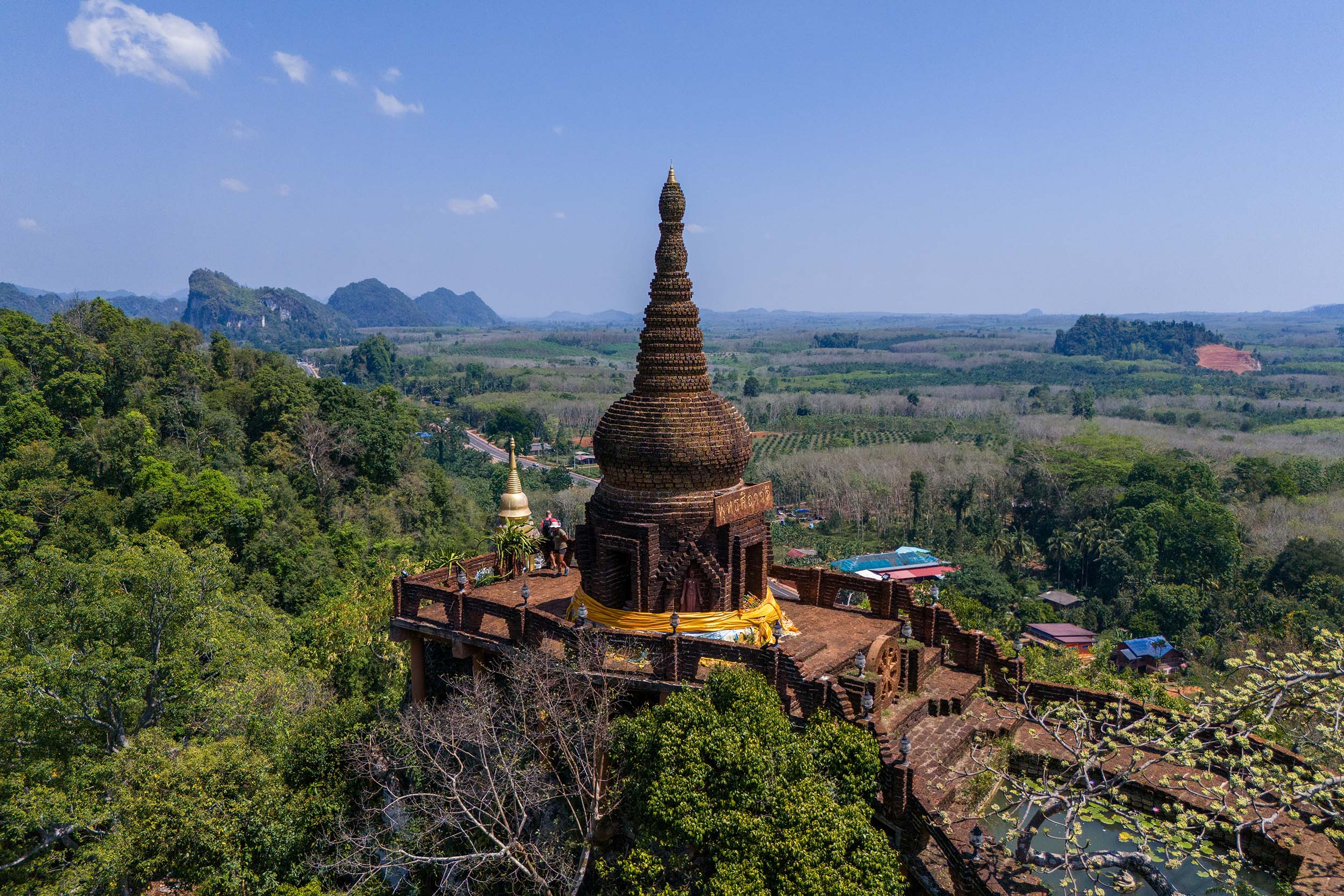 Was ist der Khao Na Nai Luang Dharma Park?