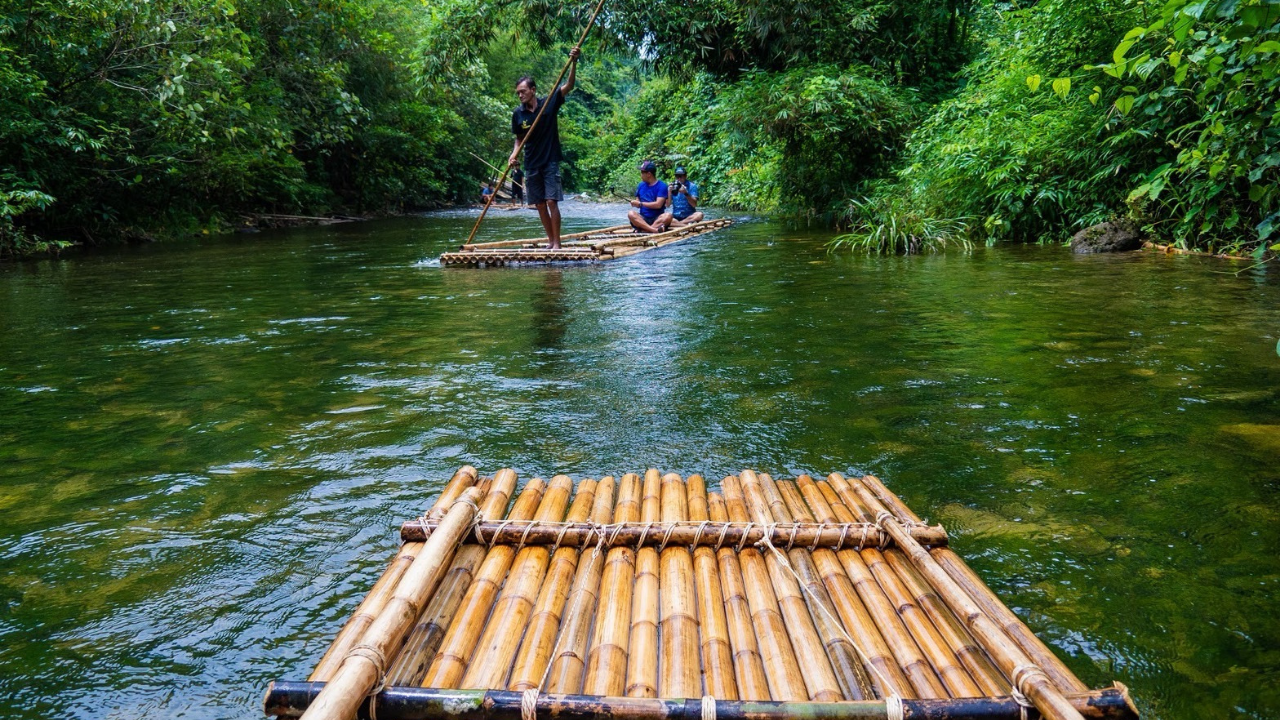 Half-Day Tour: Little Amazon & Bamboo Rafting